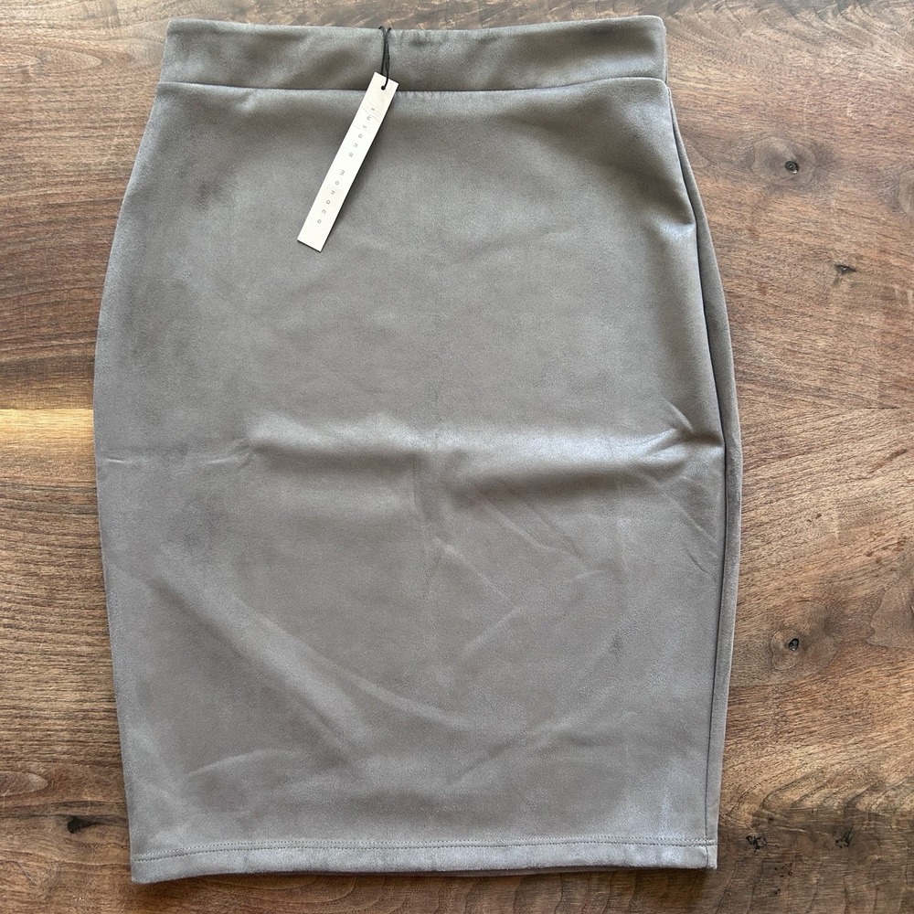 Susana Monaco Size Medium Stretch Grey Suede Pencil Skirt NWT Women's Casual